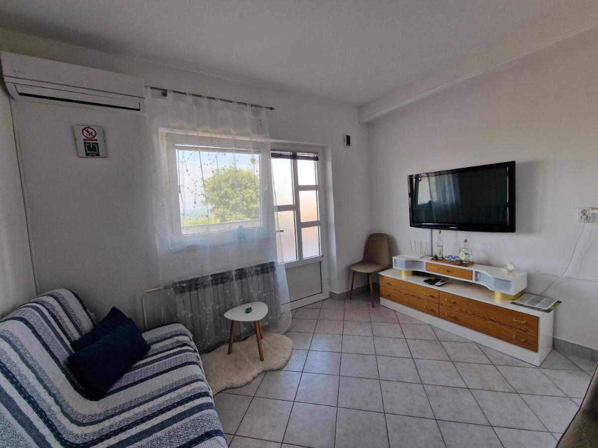 Apartment Sostaric Vrh  Екстер'єр фото